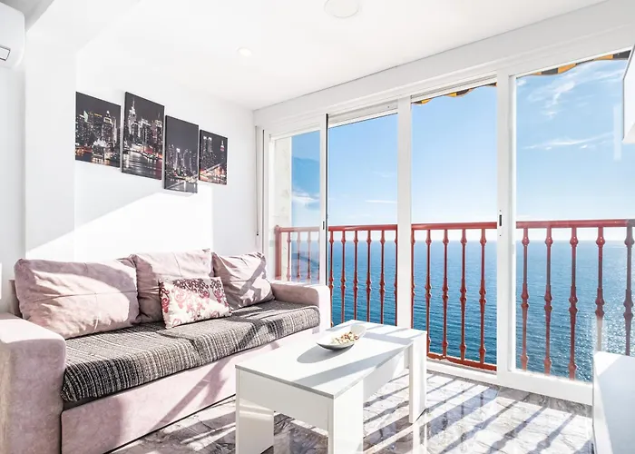 Damas 23-c Levante Apartament *